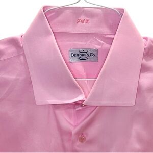 Bespoke Men’s Light Pink Dress Shirt Worn Once
17 1/2 35 Perfect 4 Easter/Spring